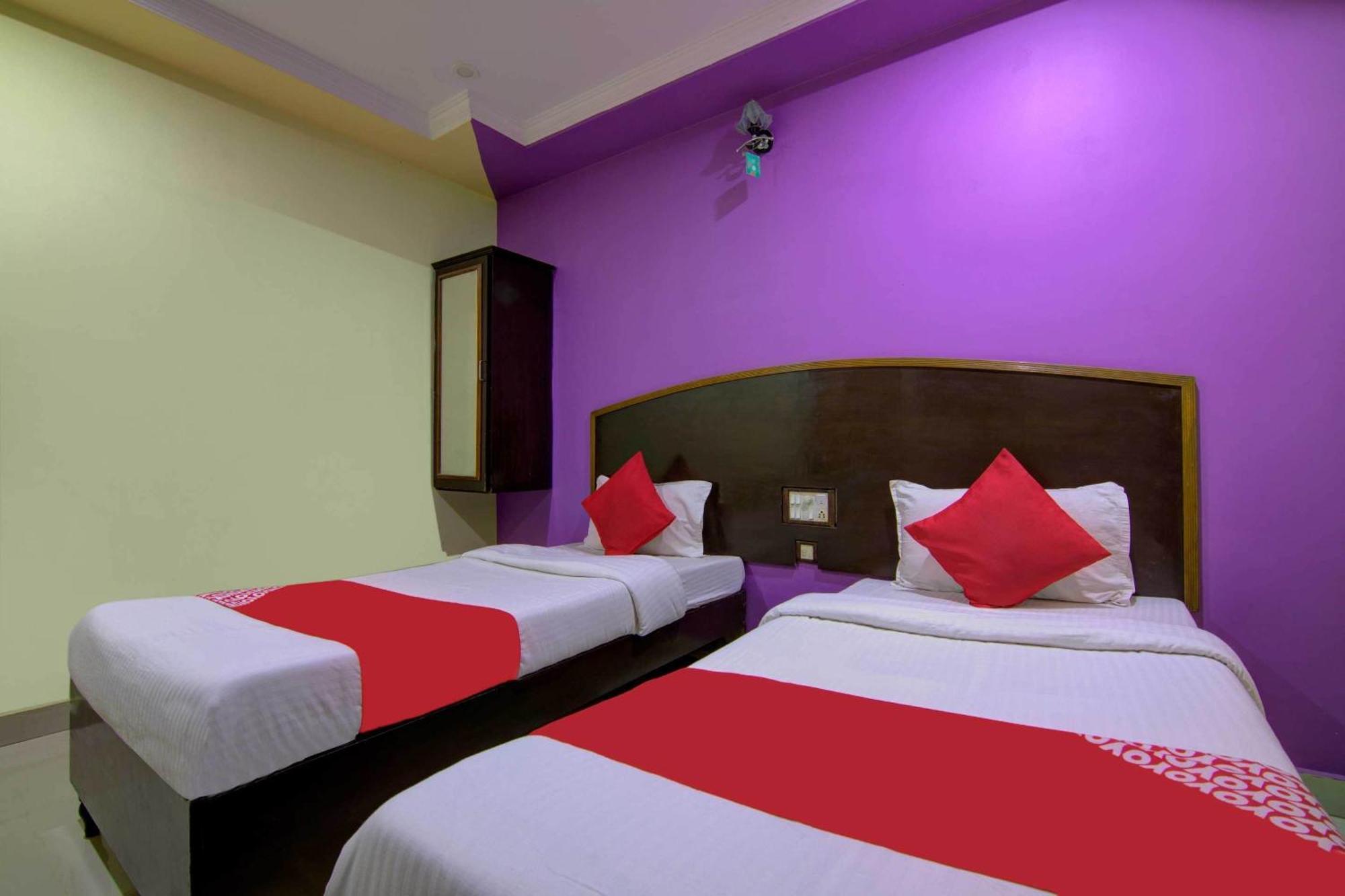 Hotel O K S N Residency Pedda Waltair Экстерьер фото